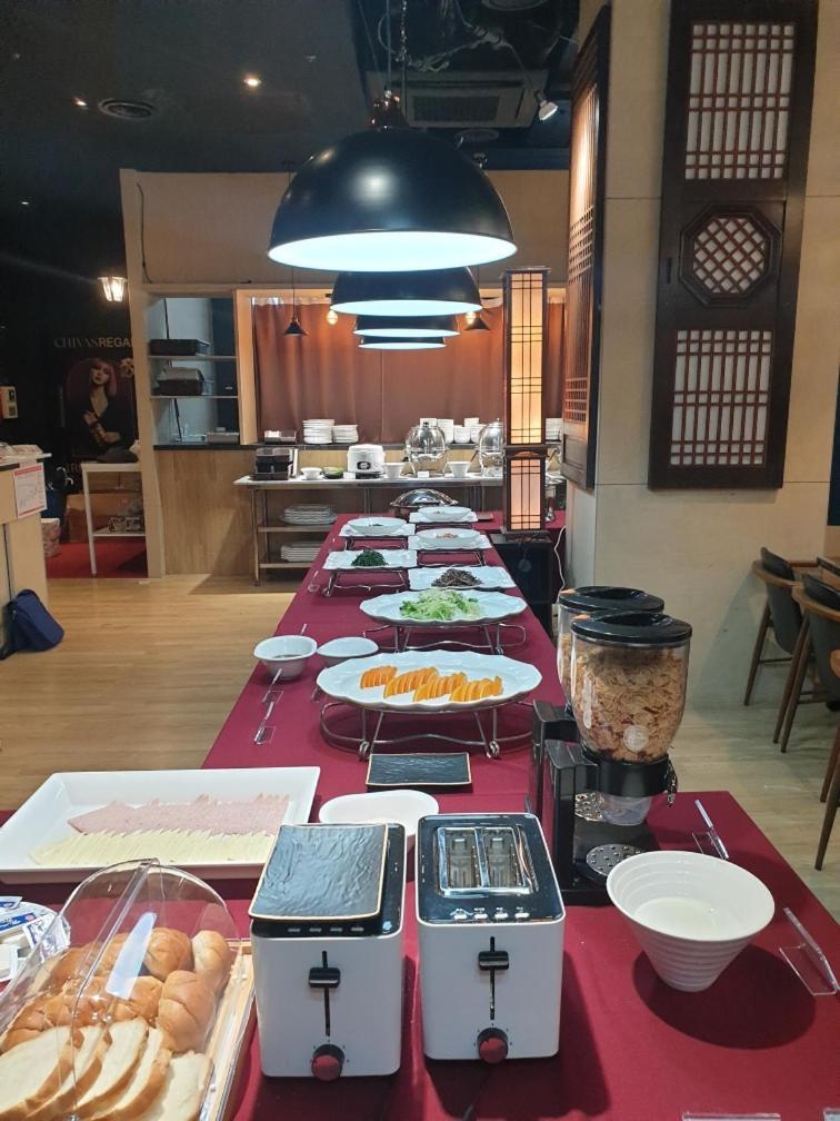 Starhills Hotel Seul Zewnętrze zdjęcie