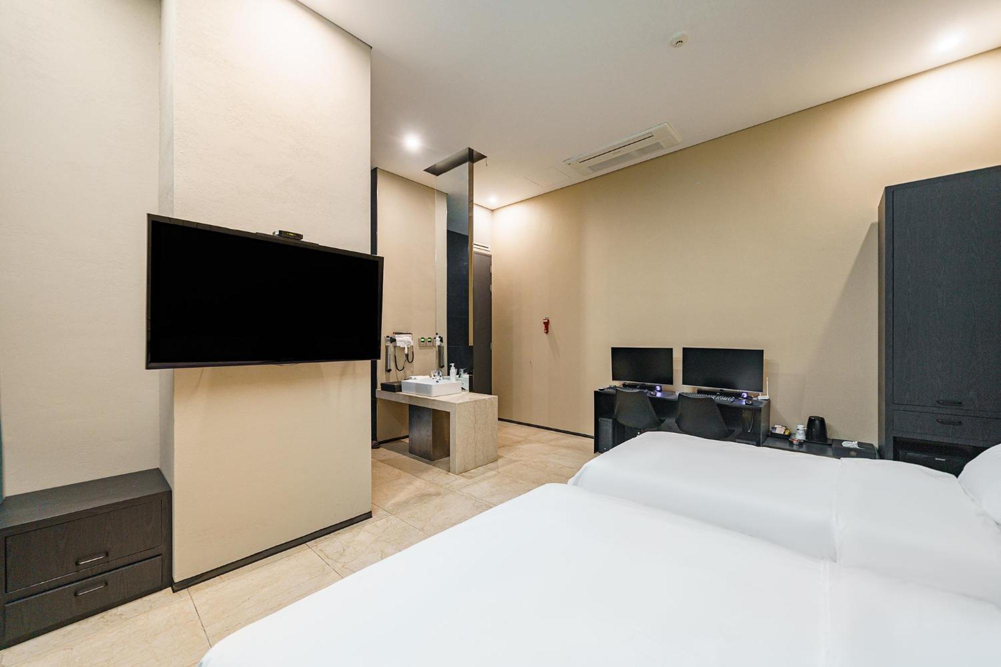 Starhills Hotel Seul Zewnętrze zdjęcie